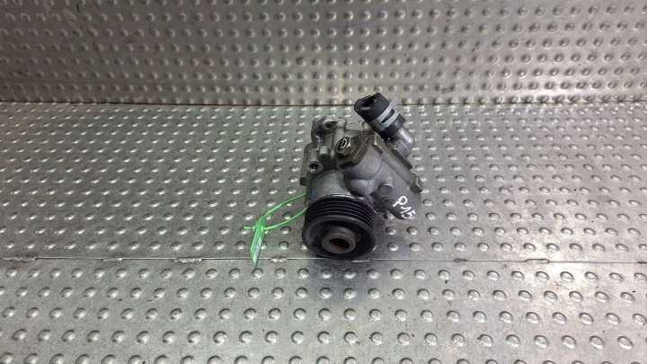 Servopumpe XS71-3A696-AA FORD MONDEO MK2 1.8 TD