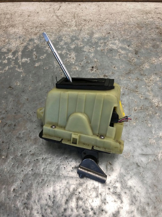 Levier de vitesse Mecanisme levier vitesse Engrenage AUTOMAT MERCEDES W204 A2042675724