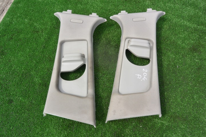 COPERTURA GREMBIALINA SLUPKA SRODKOWEGO KPL MERCEDES C-KLASA W204