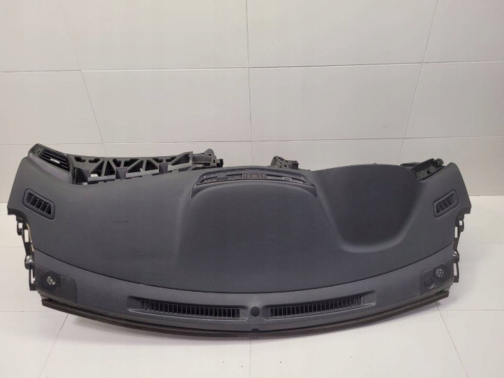 dashboard instrument panel console Nissan X-Trail T32 2018 682004CC0A