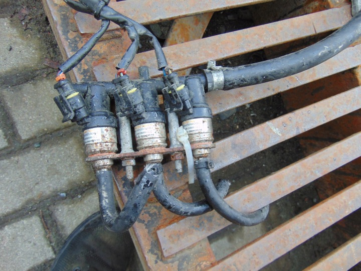 GAS INSTALLAZIONE SETTORE GAS 6 STAG AUDI A6 C5 2.4 V6 BENZYNA 10