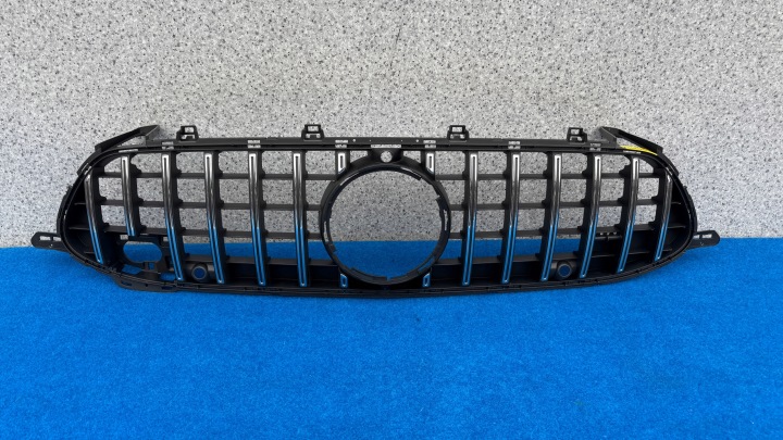 MERCEDES AMG GT W290 4DOOR Grille Original NIEUZYWANA K118/78LQ