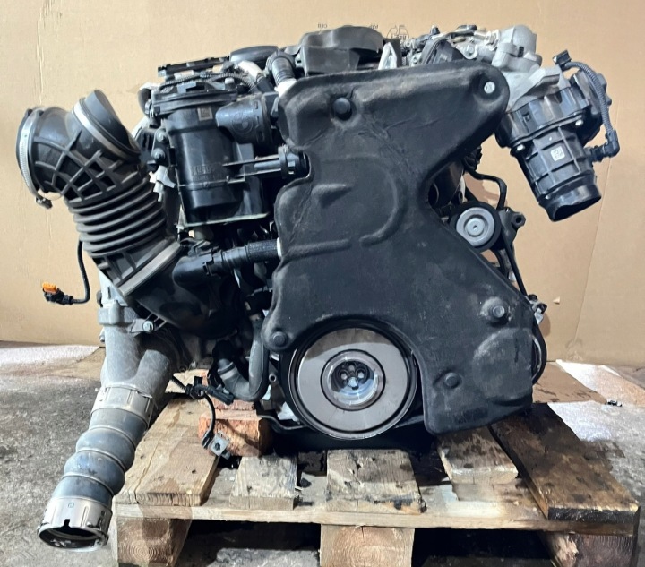 IDEALNY KPL.engine BMW G60 G05 G06 G07 LCI B57D30B 4,0d 24r 1