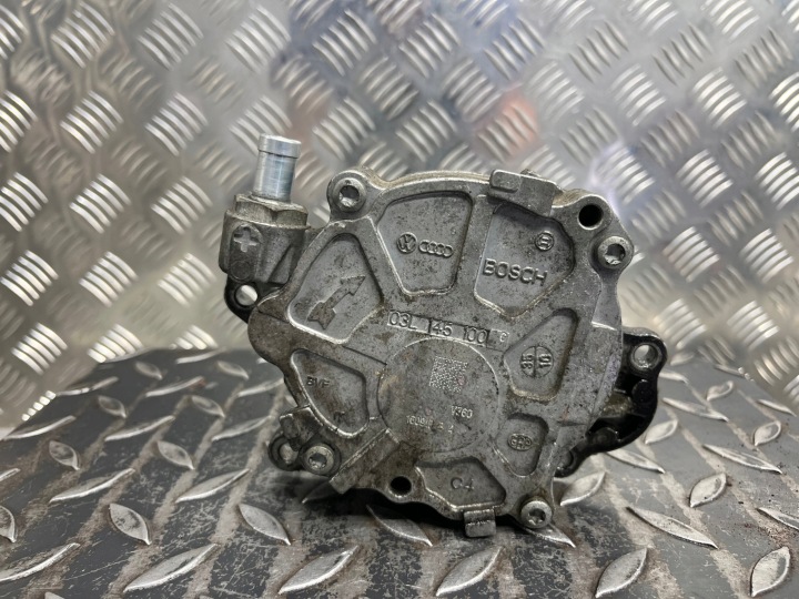 pumpe VACUM VAKUM VOLKSWAGEN GOLF 6 03L145100