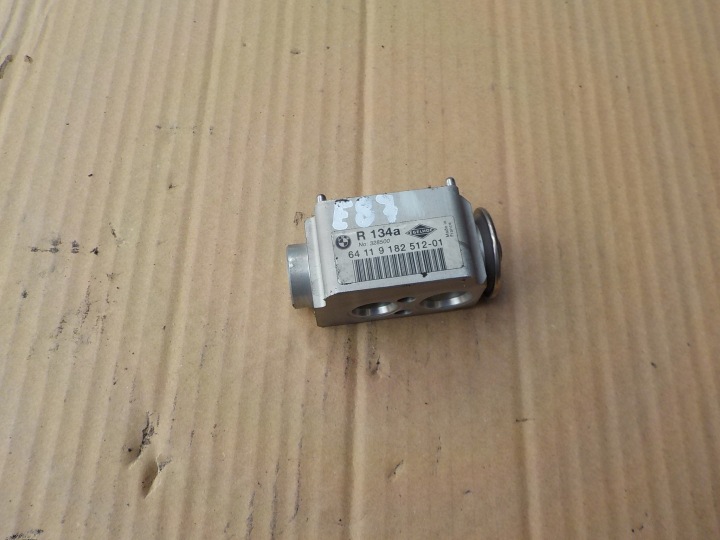 valve rozprezny of the air conditioning bmw e87 9182512