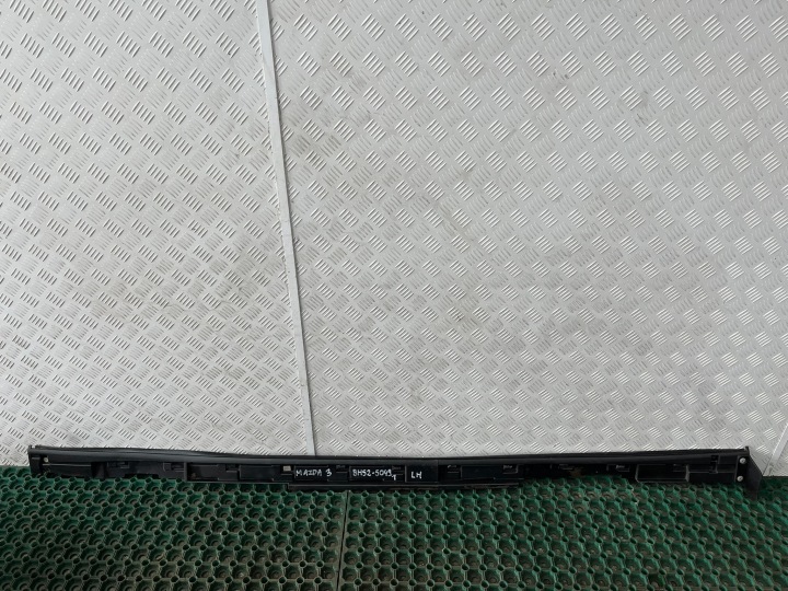 MAZDA 3 BM 13-17 Moulage Jupe Gauche Couverture BHS2-B0491 LH OE