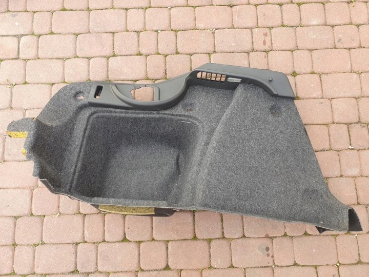 Plastique Porte coffre hayon Berline Habillage revêtement panneau intérieur porte Skoda Superb II