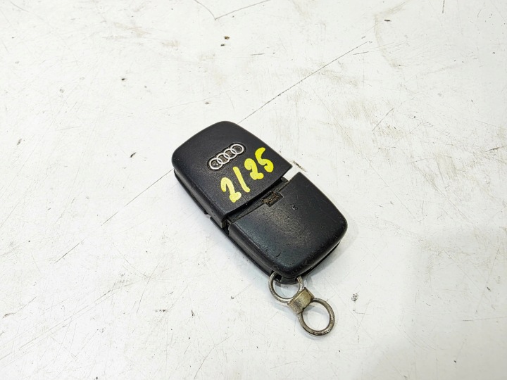 Clé PILOT SCYZORYK AUDI A3 8P 8P0837231 434MHZ 2/25