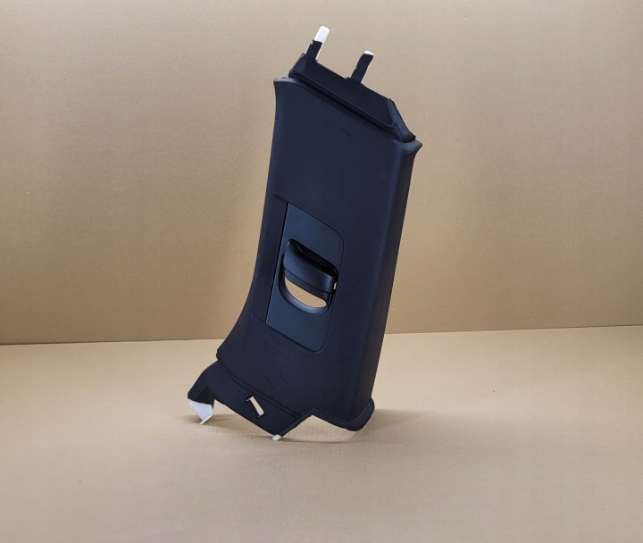 right cover SLUPKA SRODKOWEGO XC90 II