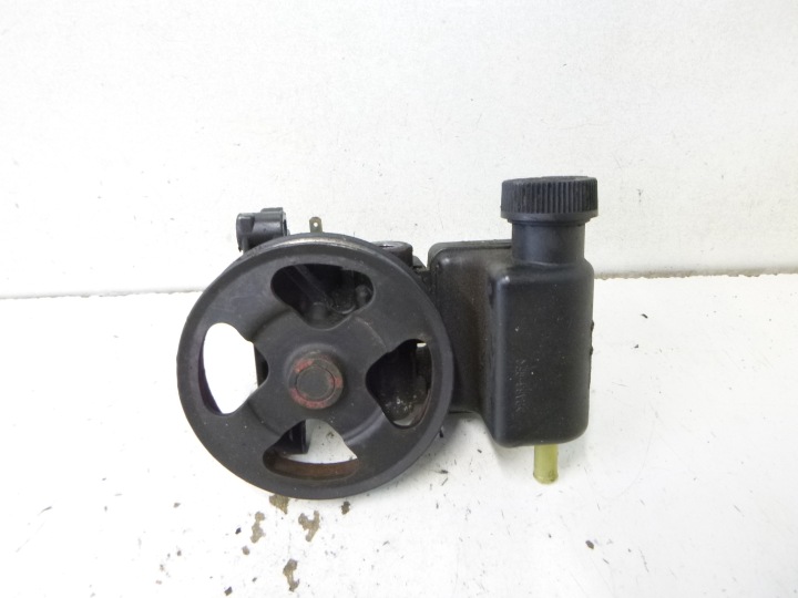 servo pump Mazda 6 2.0 2002r.