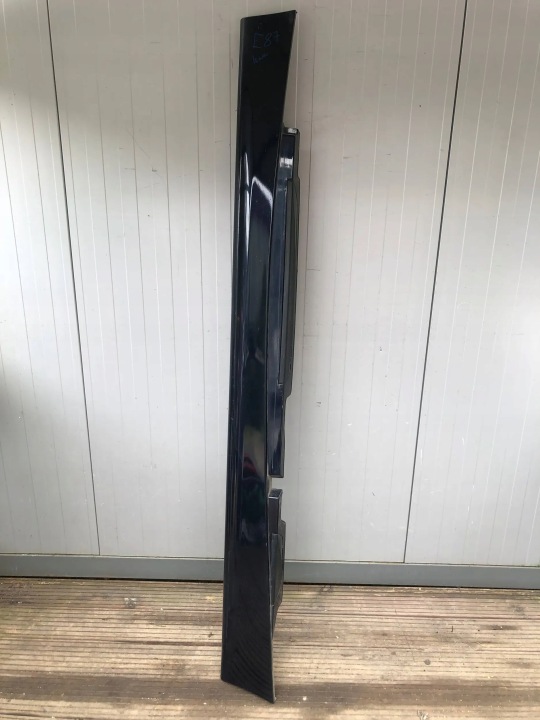 Moulage Jupe Gauche BMW E87 7147401