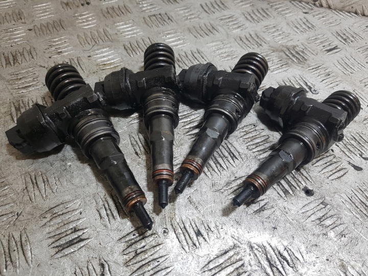 POMPOWTRYSKIWACZE KOMPLET VOLKSWAGEN TOURAN 1 0414720036