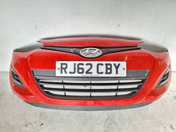HYUNDAI I20 LIFT 12-15 Stoßstange
