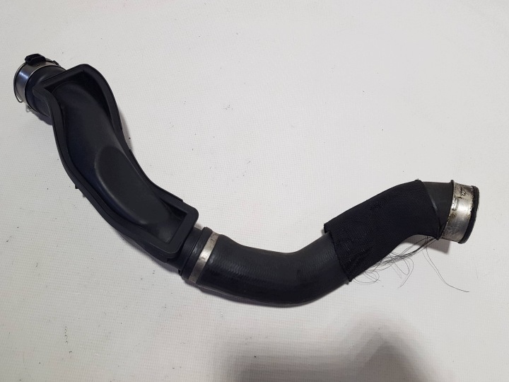 hose of the intercooler pipe tube BMW 5 F10 F11 7809834 2.0D