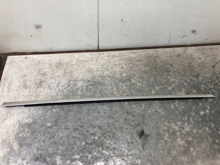 moulding door right front MERCEDES S-KLASA W222 AMG A2226900680