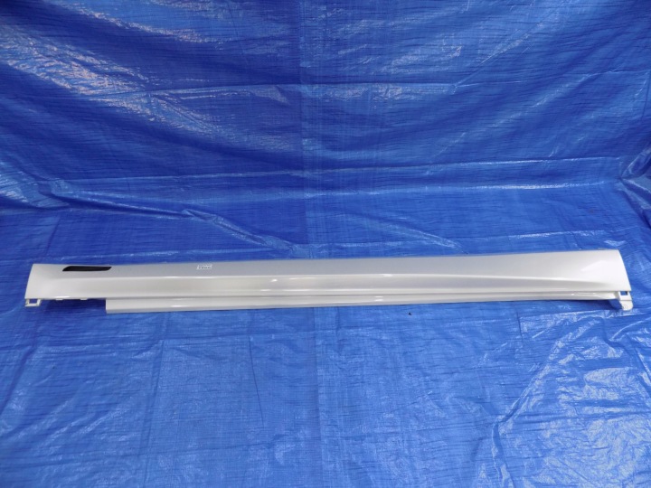 moulding threshold right BMW X5 G05 45E 20R m-packet