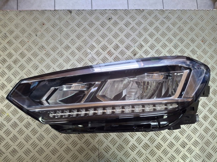 far lijeva prednja LED VW TOURAN II 2015R->