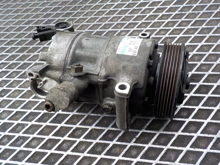 AUDI A3 II 8P 2.0 TDI ORG Compresseur Pompe Climatisateur air conditionné 5N0820803