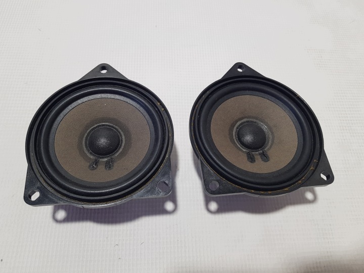 speaker SREDNIOTONOWY BMW SERIA 5 G30 G31 9395859