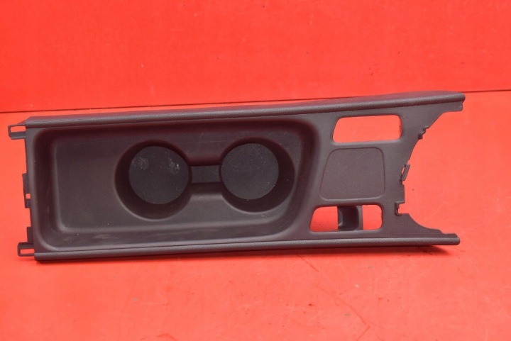 Handschuhfach mitte CUPHOLDER 58805-0D350 TOYOTA YARIS CROSS 20