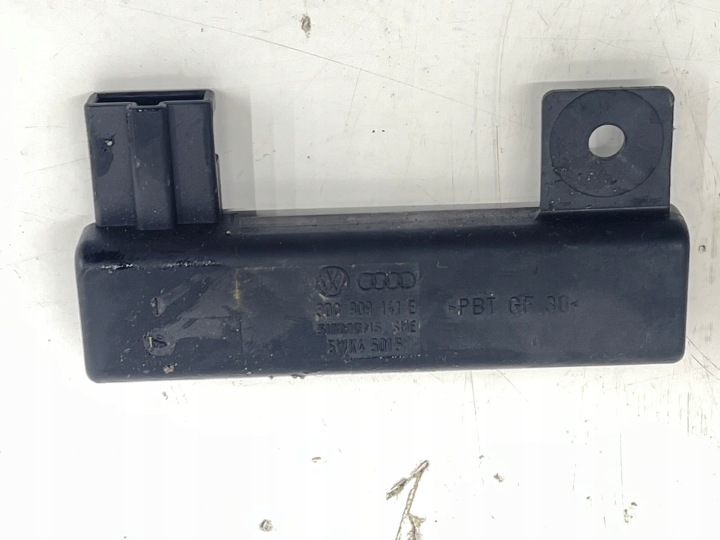 VW TOUAREG and module amplifier ANTENY KEYLESS 3D0909141E EUROPA