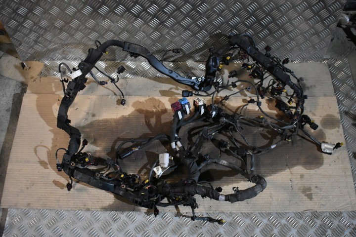 IDEALNA kablovacka motoru DCU DCUA PORSCHE CAYENNE 9Y TURBO 4.0 TFSI 1