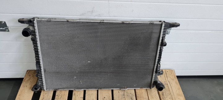 A7 4G Kühler Wasserkühler 3.0 TDI 8K0121251H A4 B8 A5 A7 4G Q5