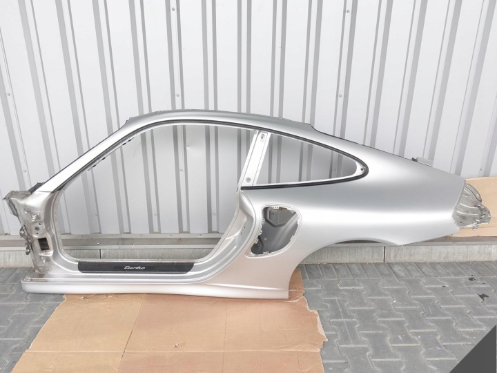 PORSCHE 996 COUPE TURBO GT2 01-05 blatník boční sloupek střecha práh levý