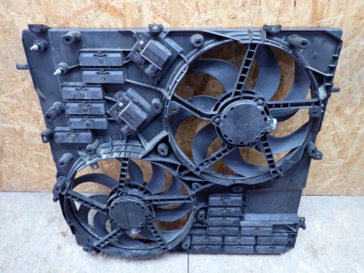 Gehäuse Lüfter RENAULT MASTER 4 IV F8 2024- 214815139R