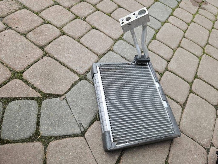 radiator of the air conditioning capacitor, of the heating radiator Renault Zoe