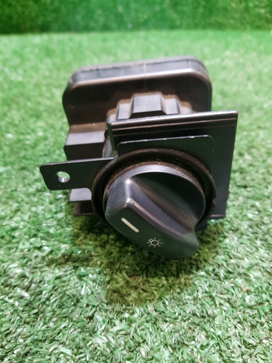 Interrupteur Lumières MERCEDES-BENZ B KLASA W245 1695451004 2008