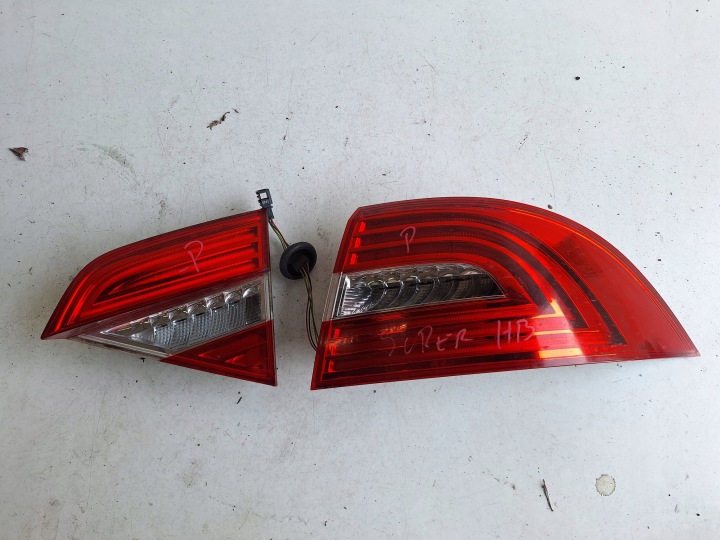 SKODA SUPERB II 3T LIFT 13-15 Sedan Licht rechts heck LED