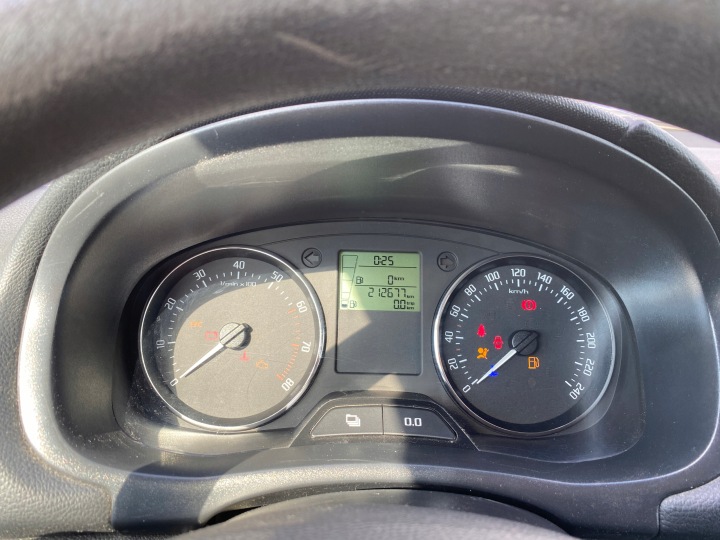 dials dials tachometer 1.2 przebieg 212677 km Skoda Fabia II 2 FL 07-14