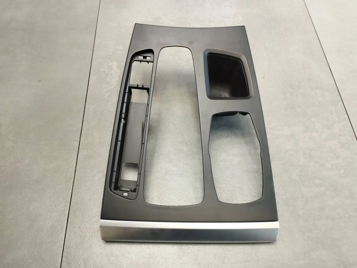 BMW X5 F15 frame TUNELU 9252115 ANGLIK