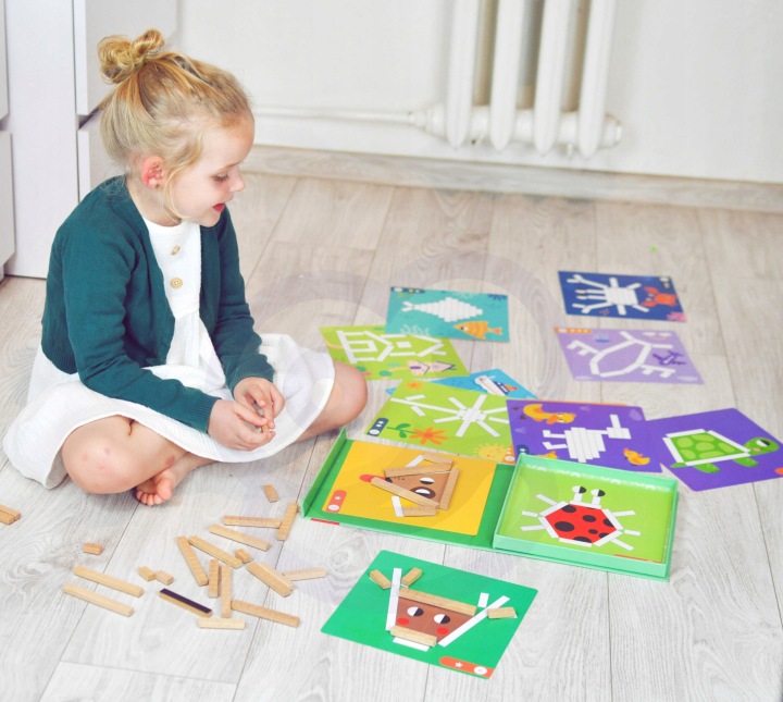 UKŁADANKA GRA LOGICZNA ŁAMIGŁÓWKI KLOCKI MAGNETYCZNE TOOKY TOY Marka Tooky Toy