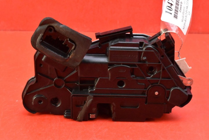 de la Serrure Portière Gauche Avant Avant EU 5E1837015 SKODA OCTAVIA 3 III KOMBI 13-17