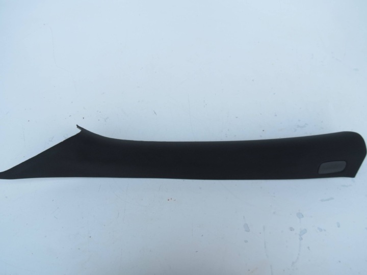 plastica copertura GREMBIALINA SLUPKA sinistra MERCEDES CLS W218 A2186909325