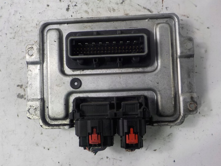 CHRYSLER 300 C számítógép Vezerlő egység P04692032AJ
