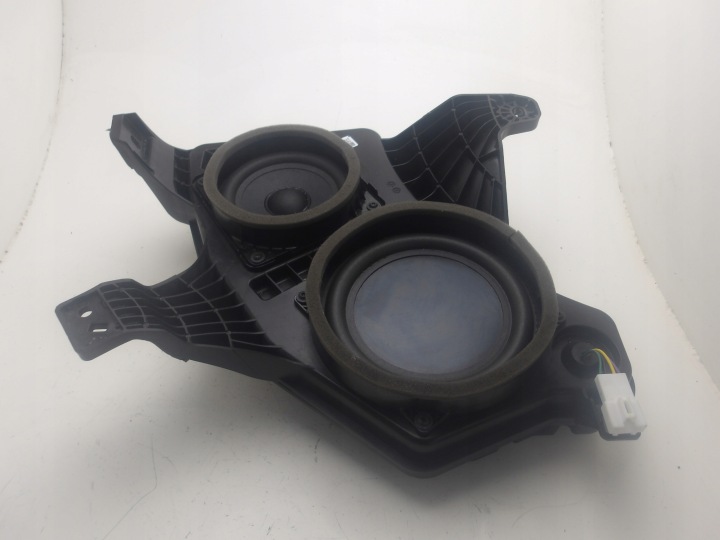 KIA XCEED CEED III 21-23 speaker SUBWOOFER 96380-J7300 HARMAN OE