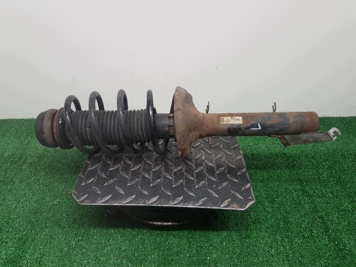 MCPERSON gauche avant avant VOLKSWAGEN GOLF 4 IV BORA 1J0413031BH