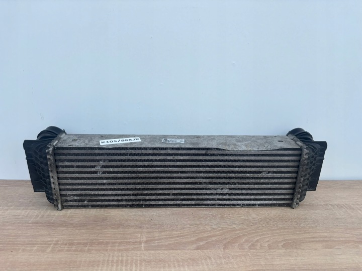 RADIATORE / RAFFREDDATORE DELL’ARIA RADIATORE INTERCOOLER BMW F07 F01 F02 F10 F11 K105/888JR