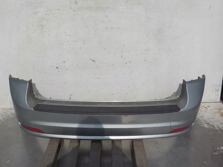 792 VOLVO V50 LIFT R-dizajn nárazník zadok zadný