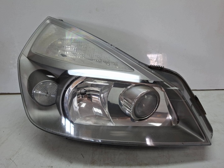 Feux phare Avant Droit XENON RENAULT ESPACE IV 2003