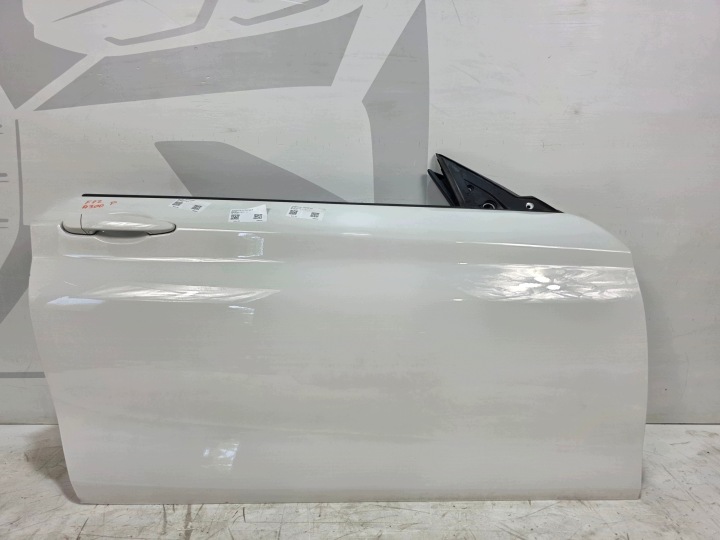 dvere pravé BMW 2 F22 A300 ALPINWEISS