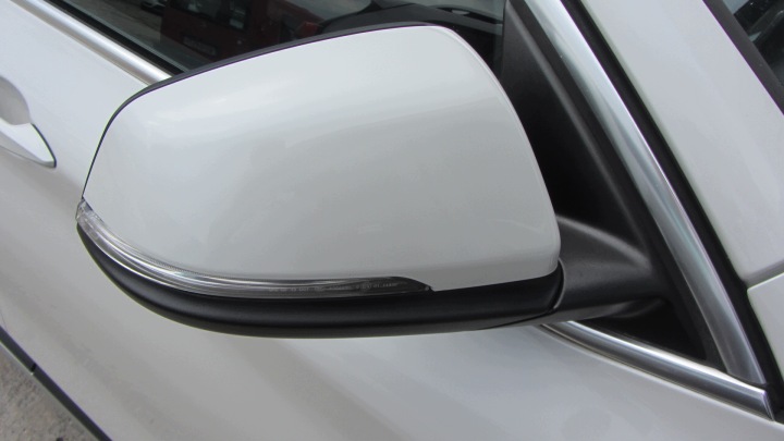 BMW X1 F48 WKLAD SPECCHIETTO RETROVISORE BIALE completi MINERAL WEISS A96 51167459788