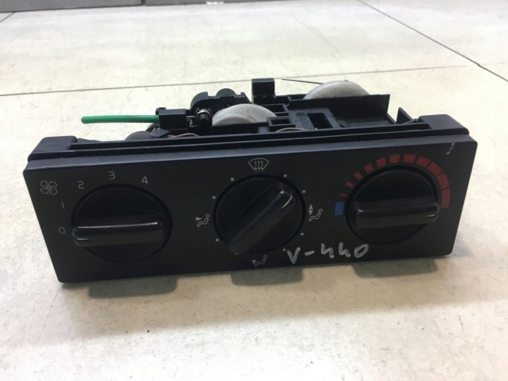 PANEL air conditioning devices VOLVO 440 1.8 B 532950411A