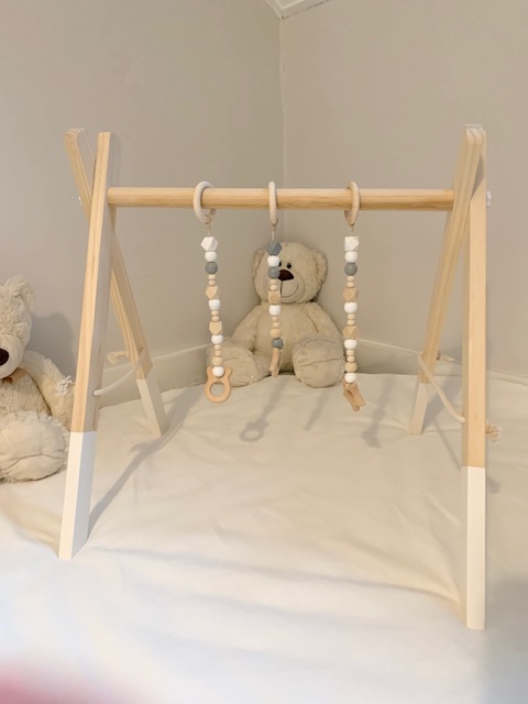Стійка розвивальна BABY GYM з 3 підвісками - Білий - іграшка для немовлят — фото 7