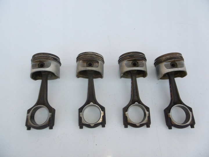 piston + connecting rod OPEL ASTRA F CORSA B TIGRA 1.4 8V