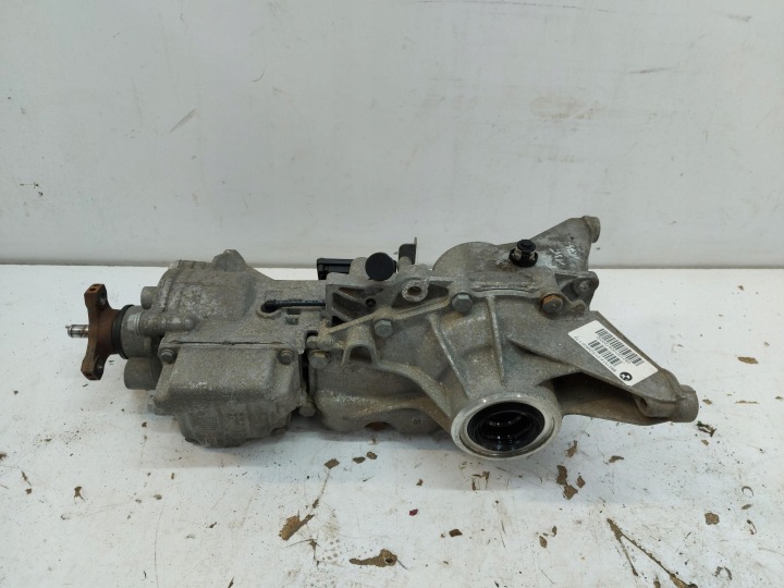 BMW F40 M135 differential diff rear part rear 9470037 8841535 8841514