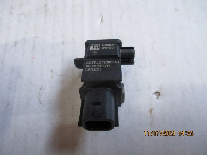 BESCHLEUNIGUNGSSENSOR CRASHSENSOR NISSAN MICRA K14 976780
